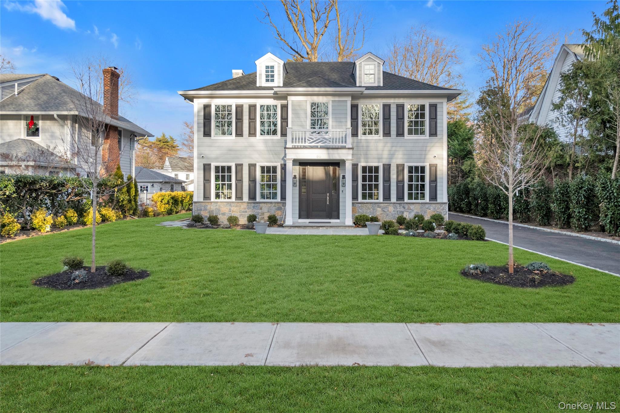 Image 1 of 40 for 88 Plandome Court in Long Island, North Hempstead, NY, 11030