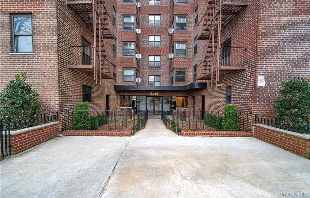 91-10 32 Avenue #E102