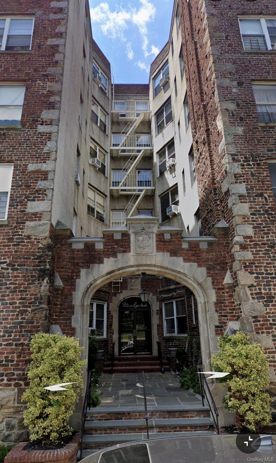 305 6th Avenue #2A